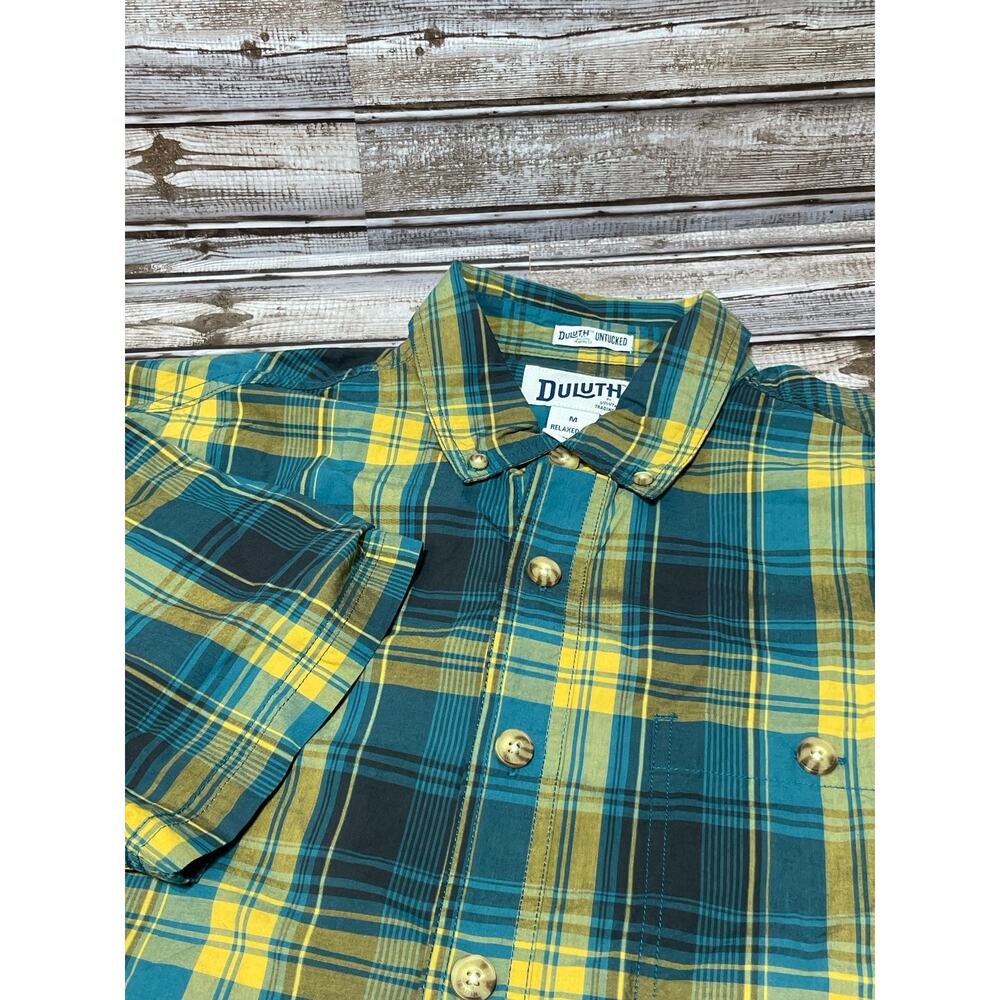 Duluth Trading Men's Untucked Short Sleeve Button Blue Yellow‎ EUC Size Medium
